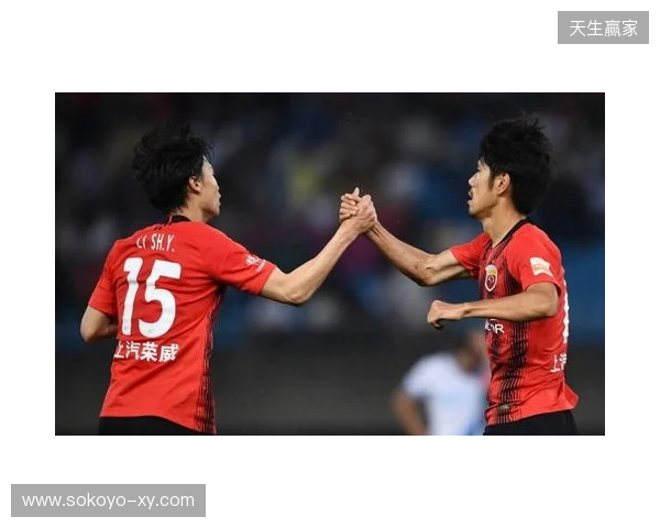 半场-玉昆暂3-0泰山 奥斯卡双响卡约闪击克雷桑中框+失误被断